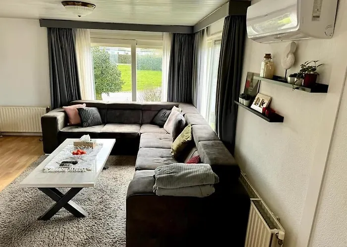 Chalet Luxe In Prachtig Natuurgebied Lith