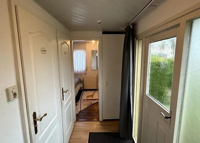 Luxe In Prachtig Natuurgebied Σαλέ *